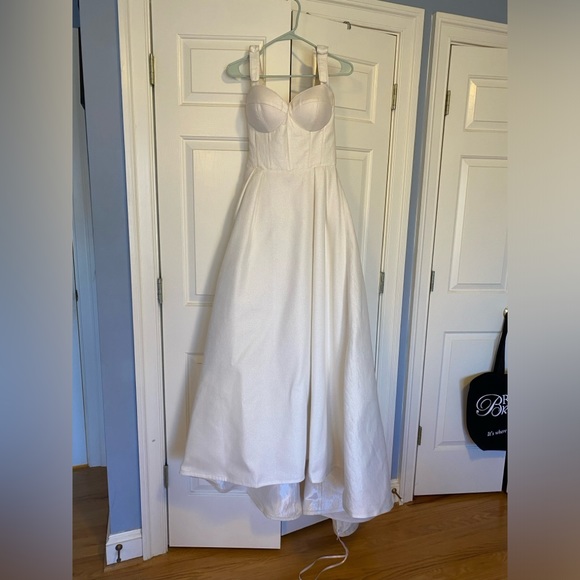 MillaNova Blisse ivory wedding dress - Picture 9 of 16
